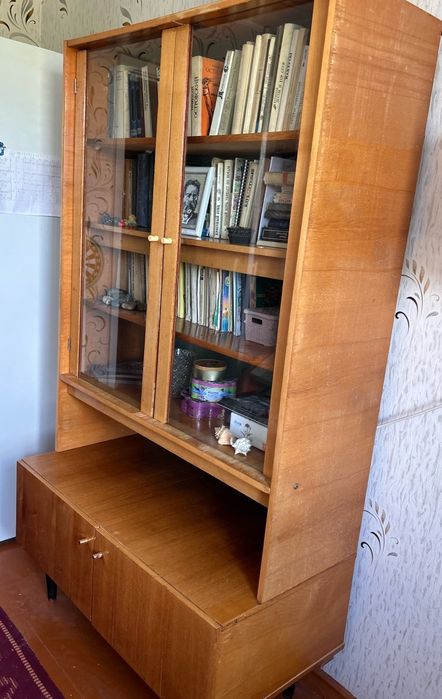 Шкаф  (книжный).