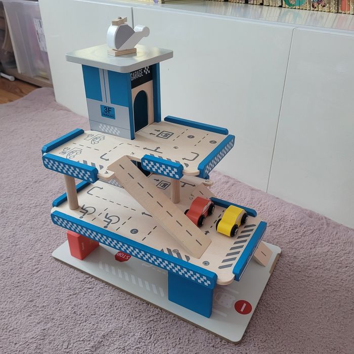 Parcare /garaj cu etaje