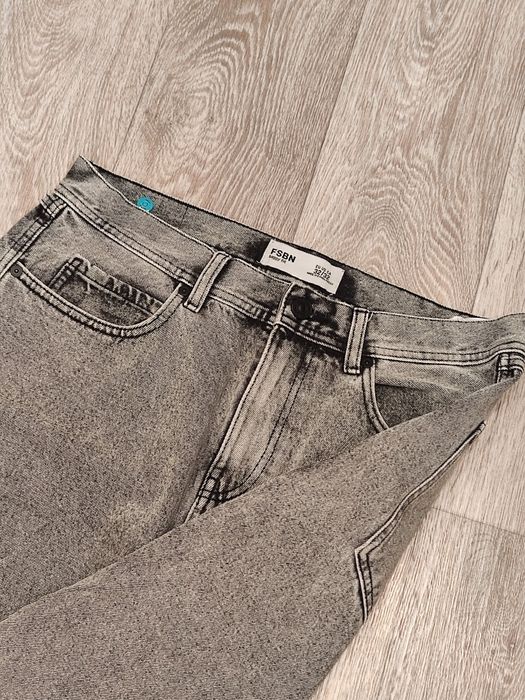 продам ненужные джинсы