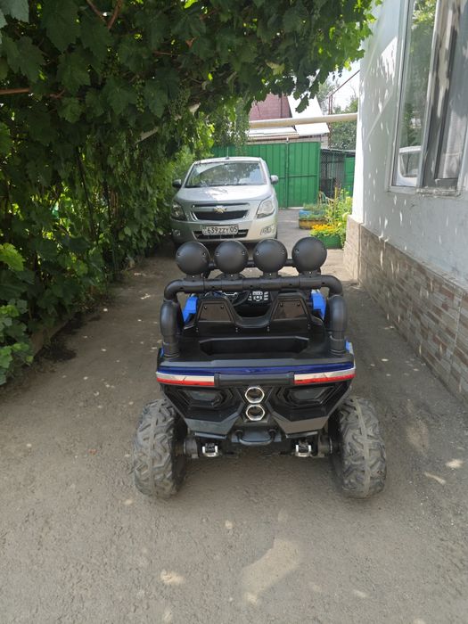 Продам радиоуправляемую машину