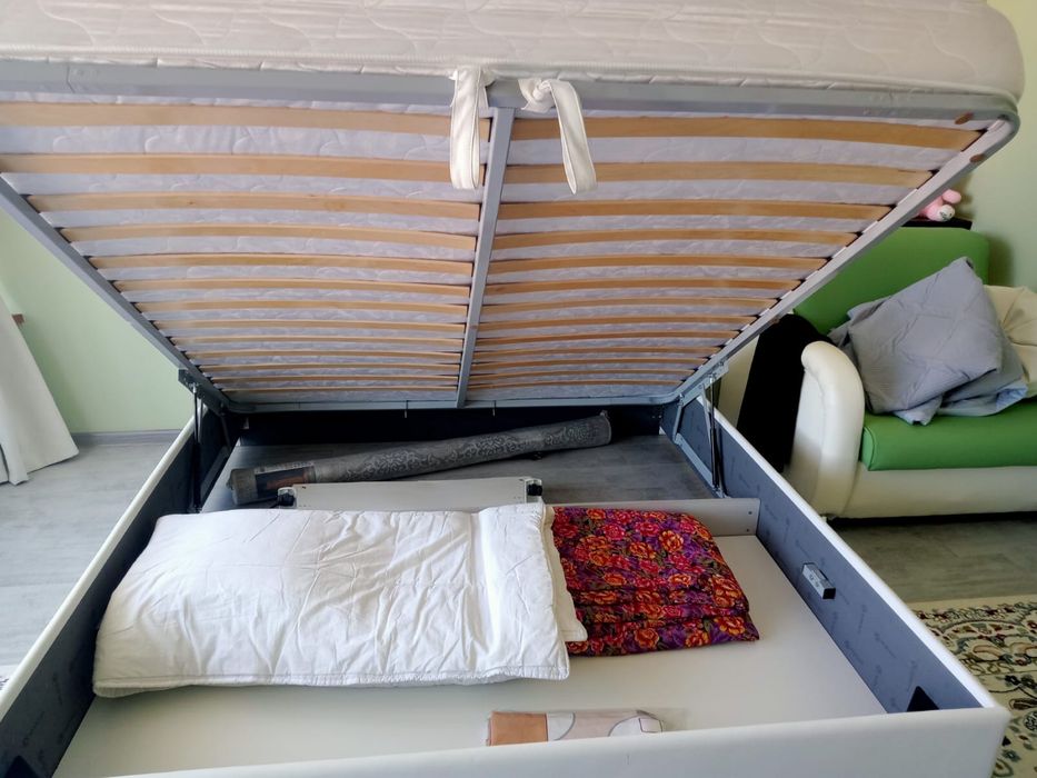 Мебель для уютной маленькой квартиры б/у