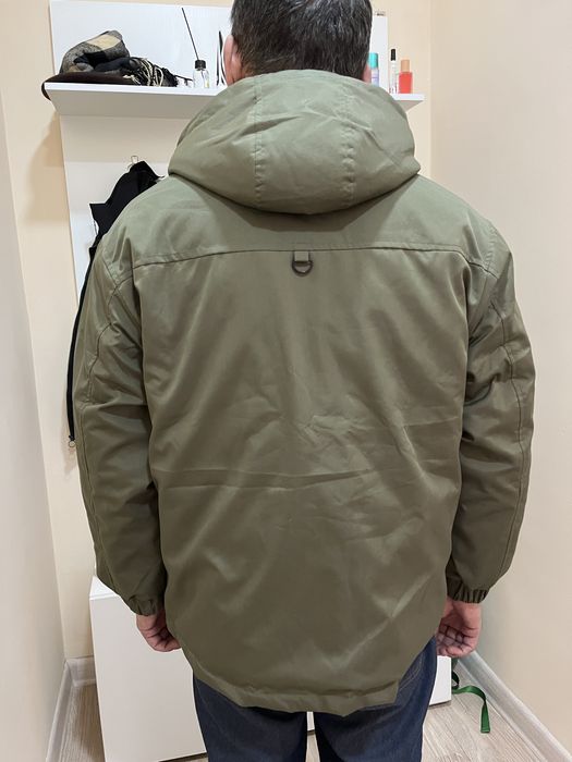 Куртка весенняя НОВАЯ