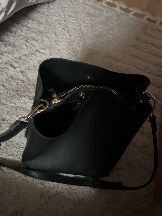 Чанта с дълга дръжка черна с 3 отделения