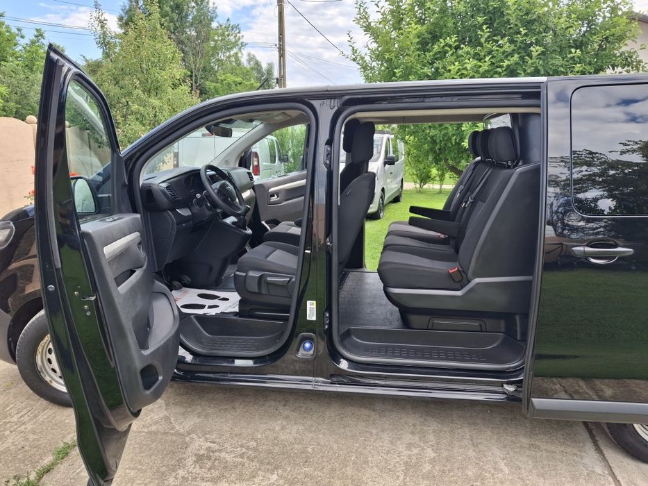 Opel vivaro Dublu cabine model lung XXL 2022 Rate cu Buletinul  2.0cdti  140 cp IMPORT recent IMPECABILA