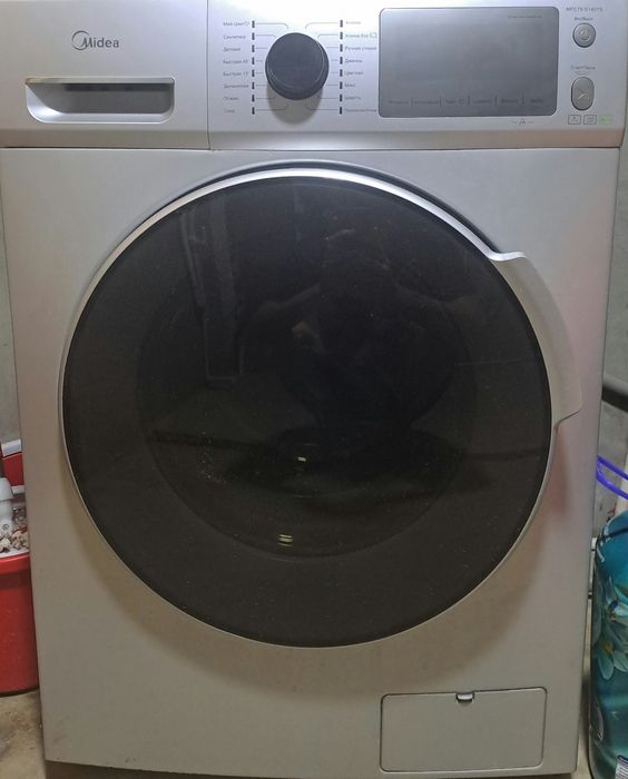 7 KG lik kir yuvish mashinasi yangidek holatda