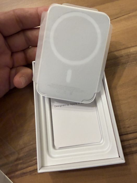 iPhone battery pack
