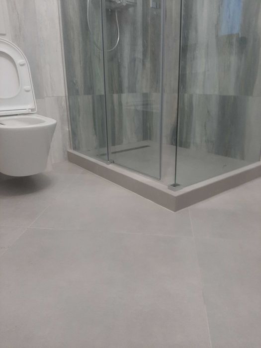 кафельщик керамогранита