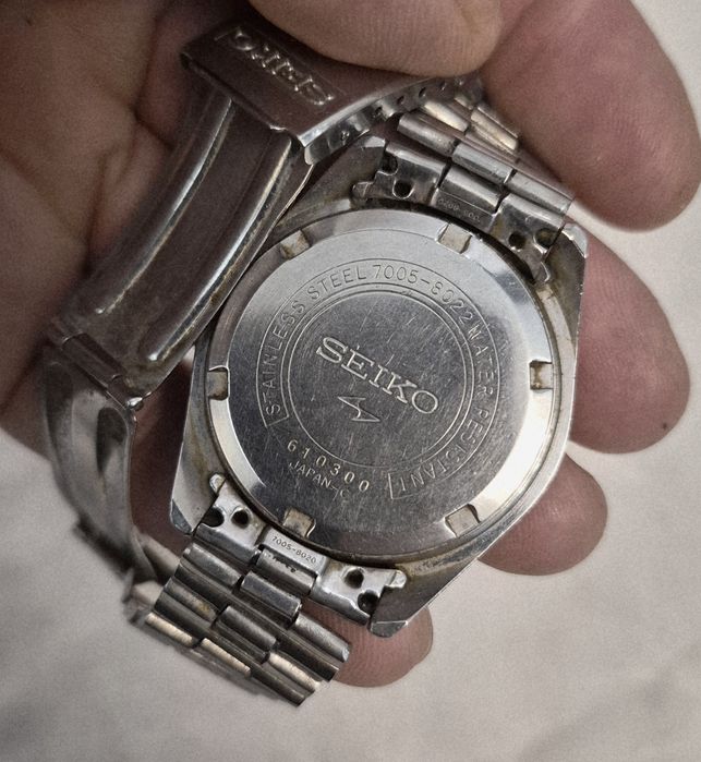 Ceas bărbătesc automat Seiko 7005-8022, cu 17 rubine, vintage din anii '70, oțel inoxidabil, fabricat în Japonia.