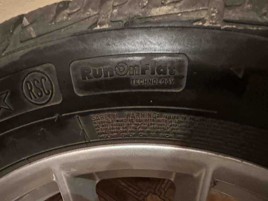 Jante originale BMW R16 cu anvelope iarna Goodyear205/60/16 RunFlat