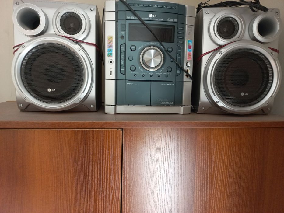 Музыкальный центр