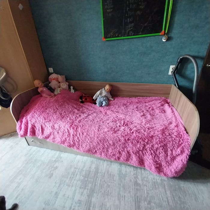 Продам детскую мебель