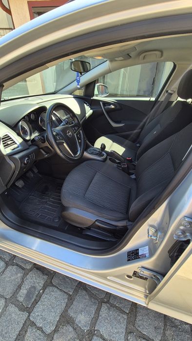 Opel Astra J 2015 in stare excelenta (Proprietar)
