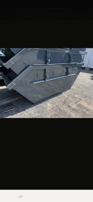 Container skip nou  5-7 mc