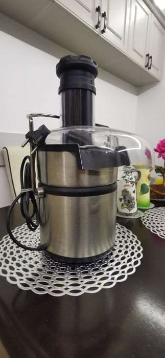 Storcător de fructe