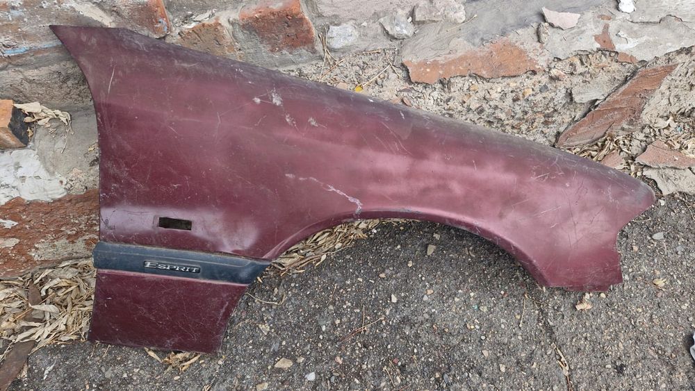 Продам крыло переднее правое мерс цешка