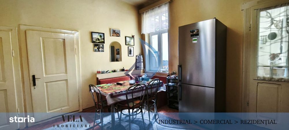 Casa singur in curte, semicentral, acces auto, 310 mp teren