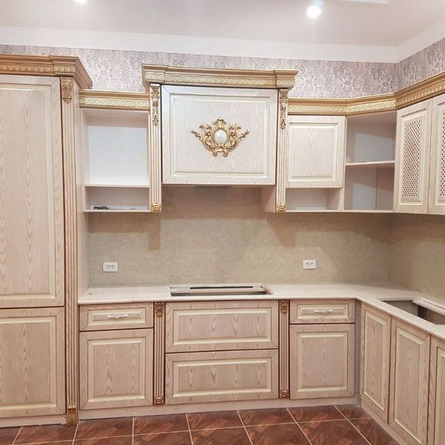 Eshik va mebel boyash