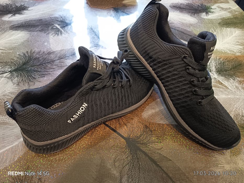 Унисекс маратонки -реален размер-41/26см стъпало