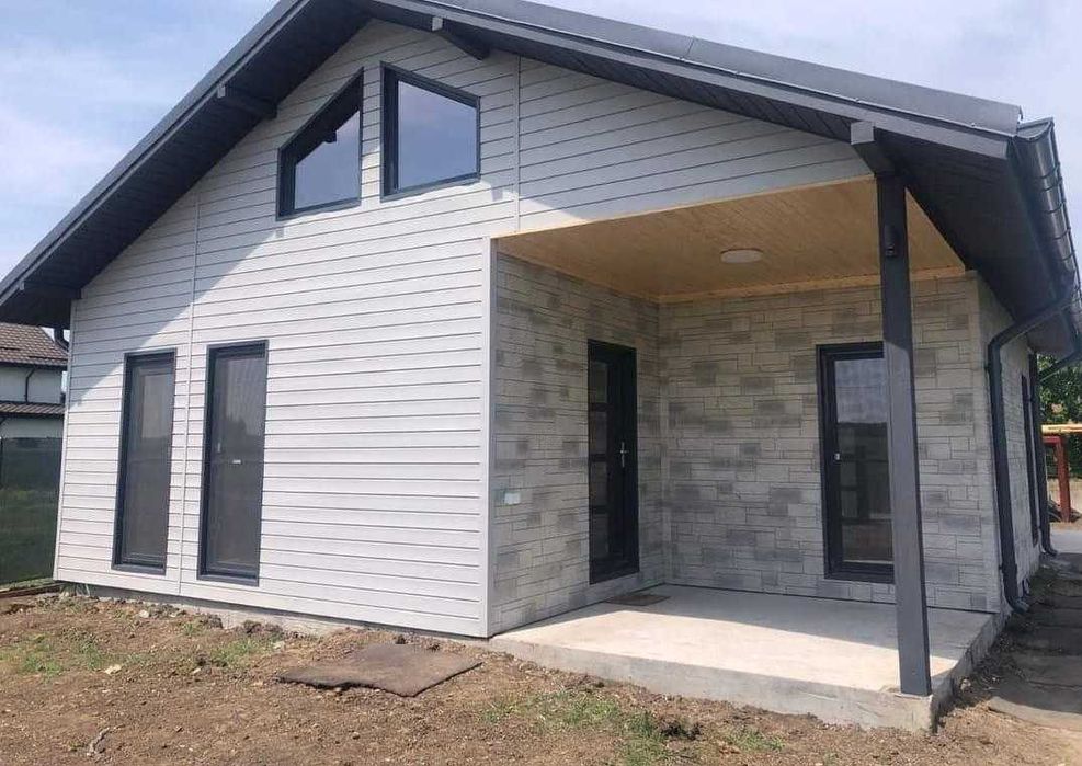 Case pe structura metalica