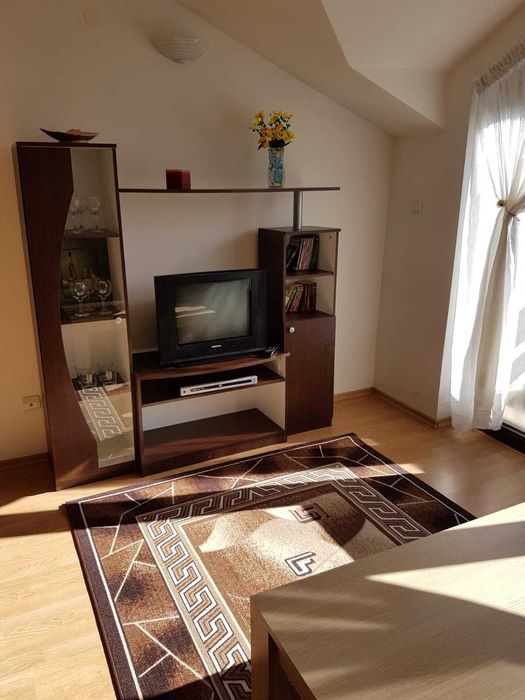 Дава се под наем Двустаен апартамент в Банско - 60 кв.м за 229.5 € - Снимка #1