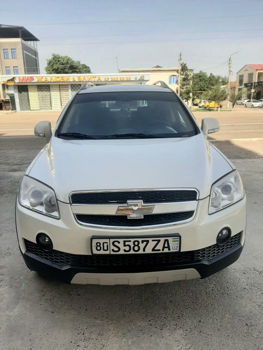 Каптива 1   2008 год белый жемчуг