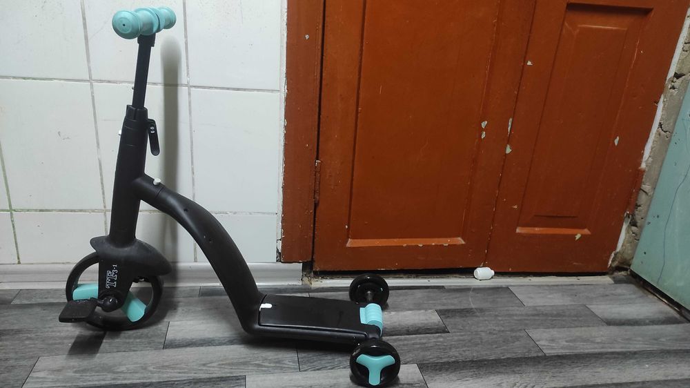 самокат 2 водном и велосипед детский с 2-до 5 лет