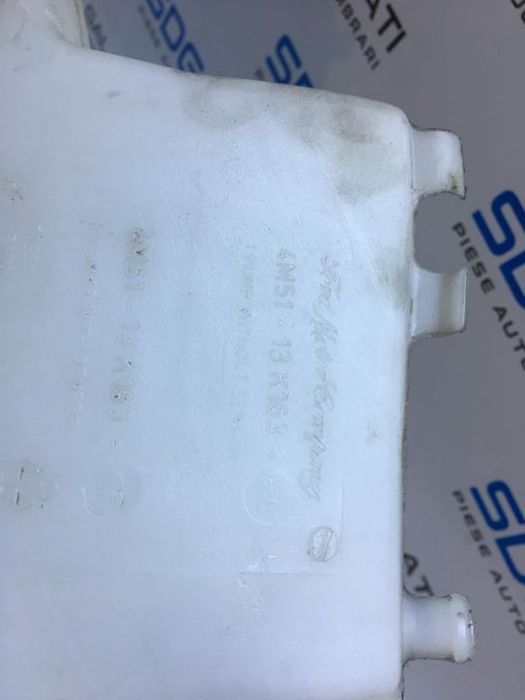 Vas Lichid Parbriz Ford Focus 2 2004 - 2011 Cod Piesa : 4M51-13K163-AG / 4M51-13K163-CF