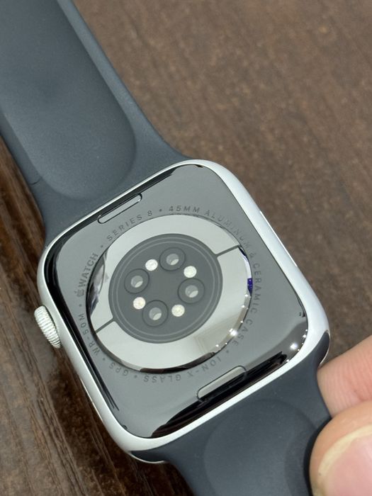 Продам Apple watch Series 8 45mm