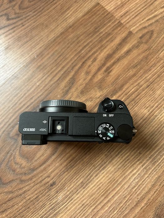 Sony a6300 почти новый