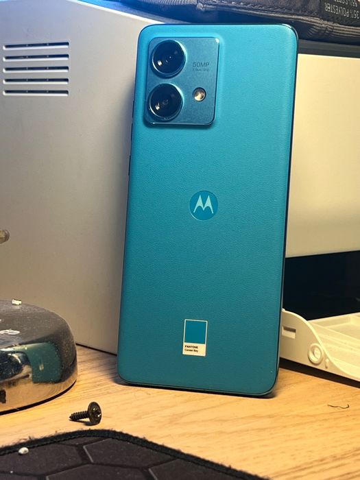Telefon Motorola edge 40 neo