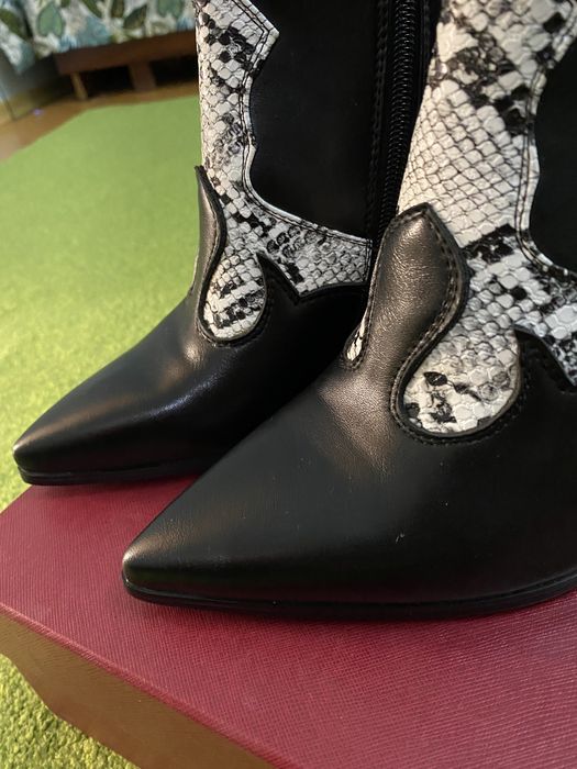 Продаю ботиночки/полусапожки/казачки