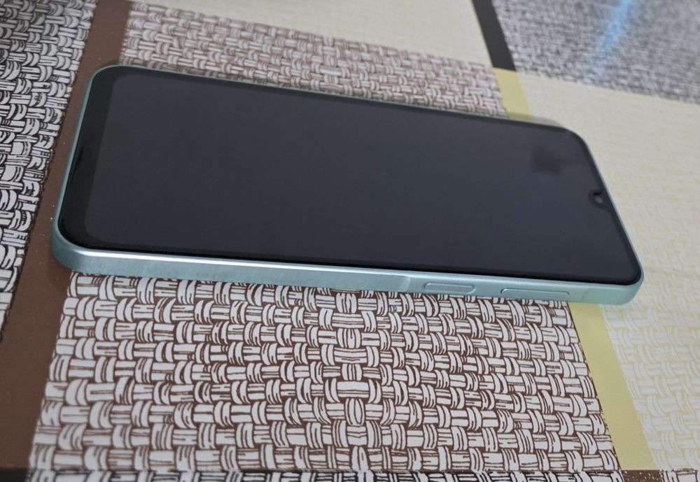 Продам телефон Самсунг А26