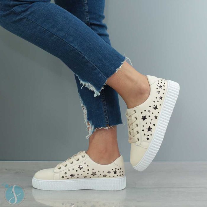 adidasi dama bej calitate buna