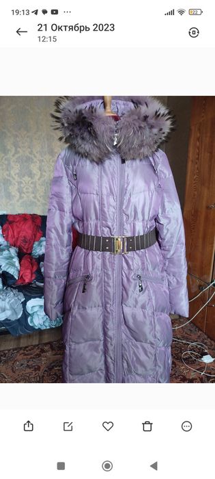 Женский пуховик с капюшоном