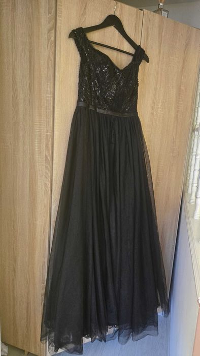 Официална рокля/ Бална рокля