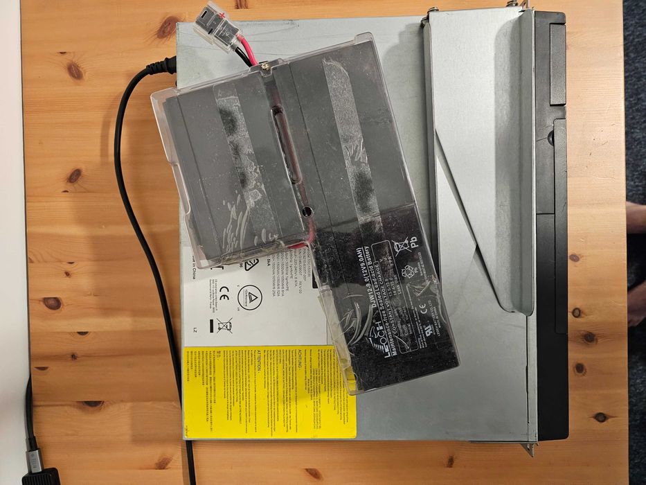 UPS Server Rack 1500VA - Eaton 5SC1500IR - Sinus Pur + Opțional, Baterii noi cu garanție