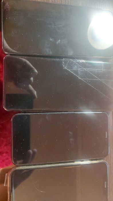 Продаю сотовые телефоны б/у.