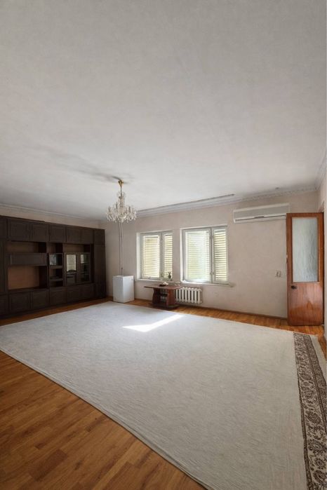 4 комнат Совмин Метро Тинчлик