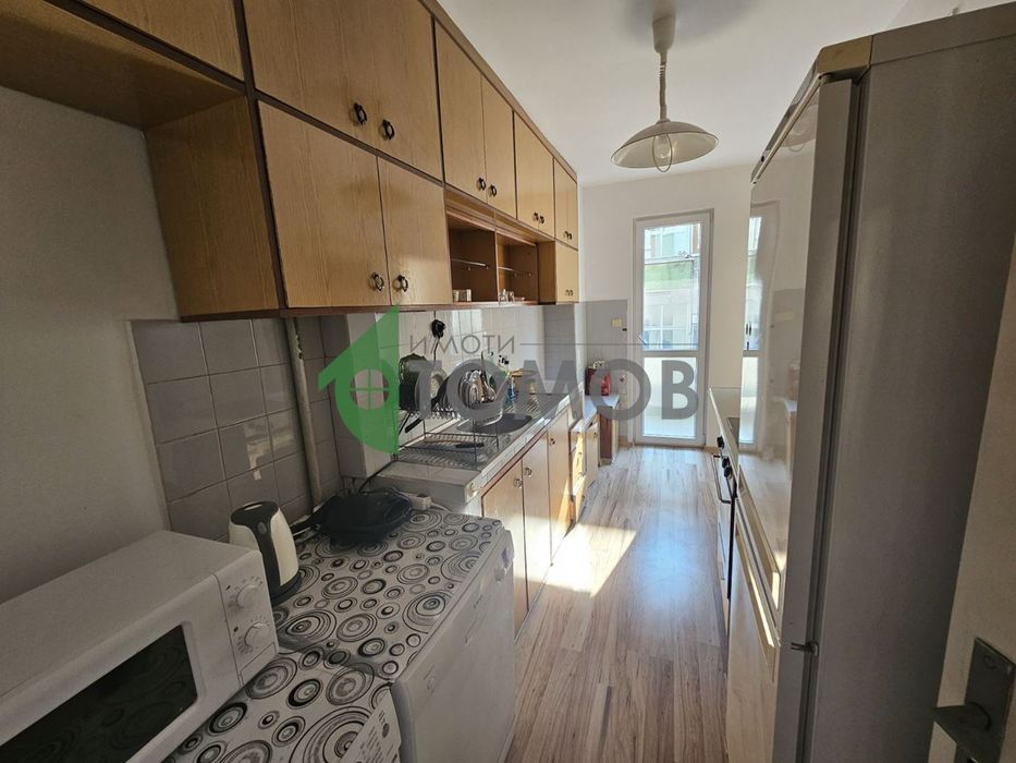 Дава се под наем Тристаен апартамент в Стара Загора, Център - 100 кв.м за 382.5 € - Снимка #8