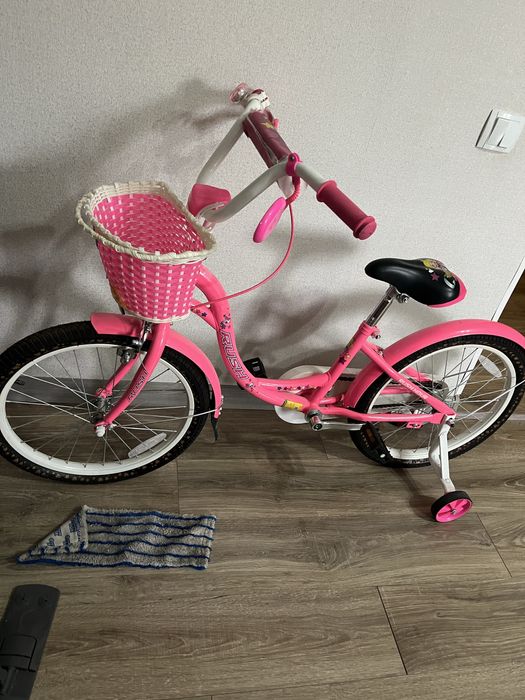 Продается девчачий детский велосипед