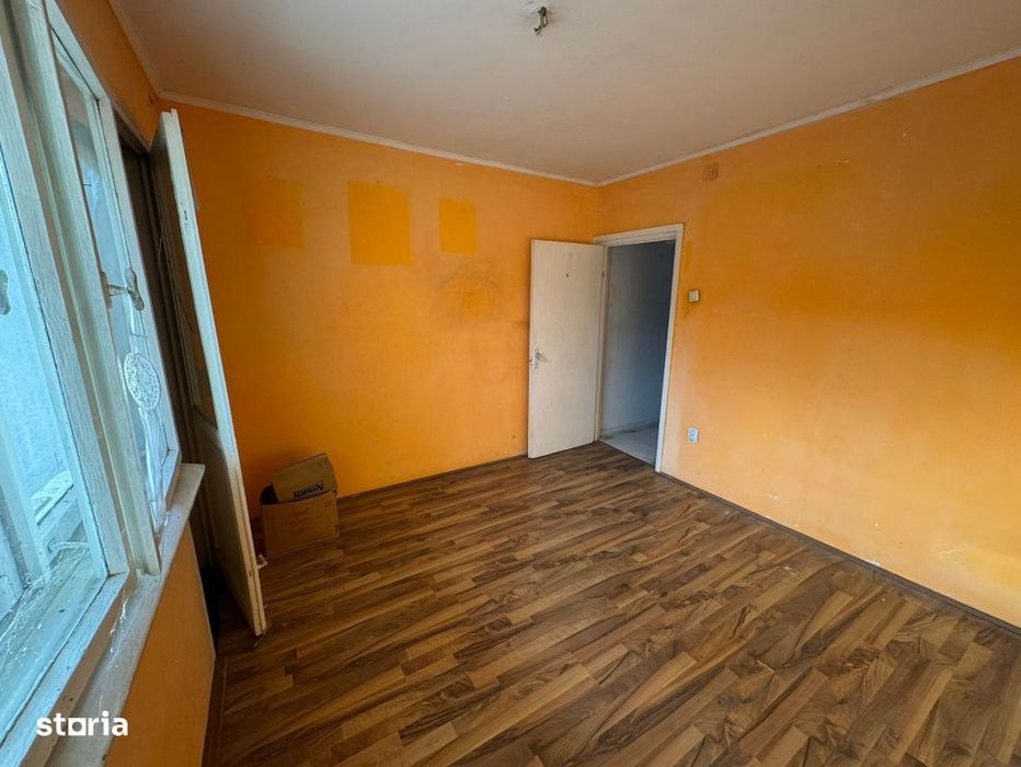 Apartament 3 camere – 67 mp, semidecomandat – Mic. 16, Str. Astro — fotografia 2