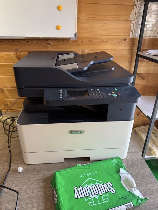 Продаю принтер Xerox B1025