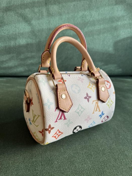 Дамски чанти - Louis Vuitton , Guess