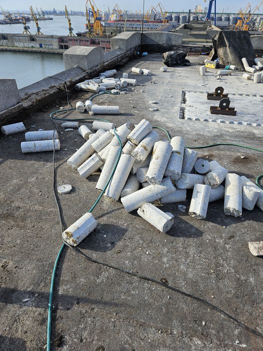 Gaura hota gaura centrala carota carotare gaura de carota