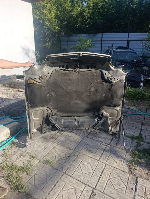 Продам запчасти на мерседес
