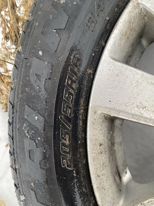 Продам легкосплавленные диски с резиной