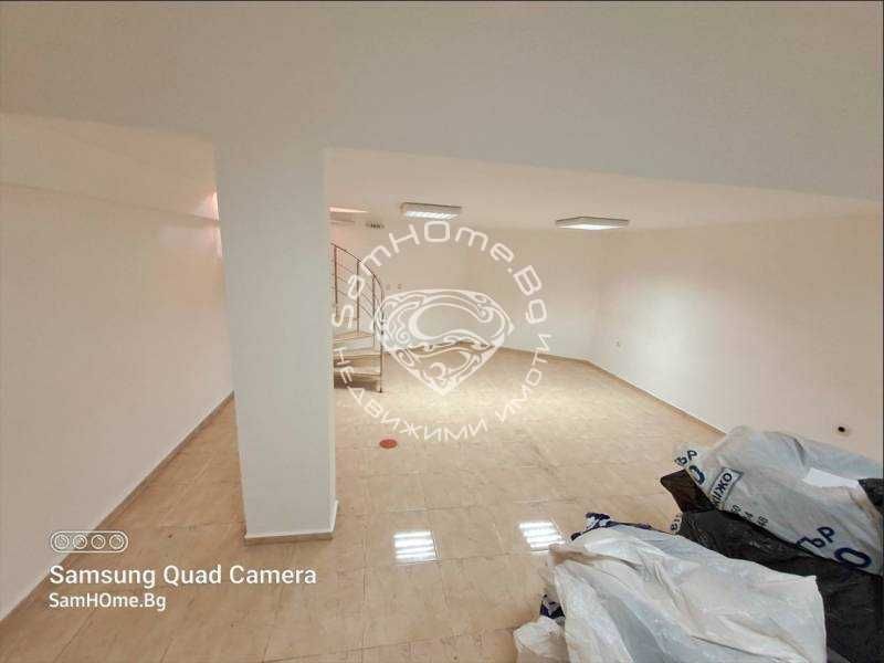 Продава се Магазин в Варна, Колхозен пазар - 90 кв.м за 576 €/кв.м - Снимка #2