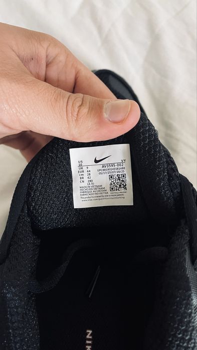 Използвано!!!Оригинални Nike SHOX TL Triple Black 44 номер