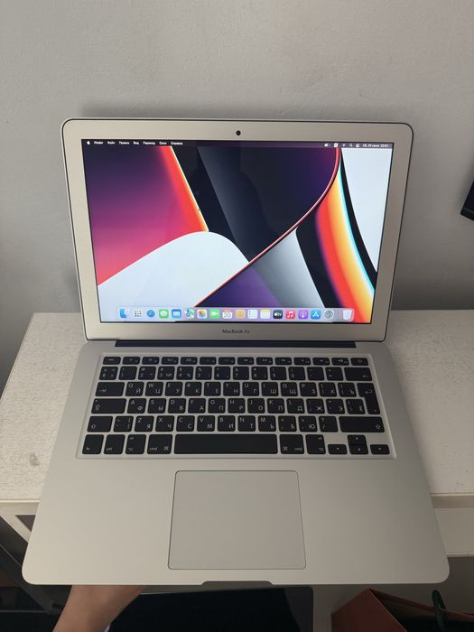 Macbook Air 2017/i5/8/128