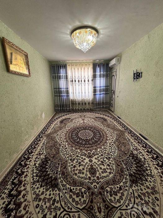 Яккасарайский район, рядом с метро Ойбек сдаётся квартира.
